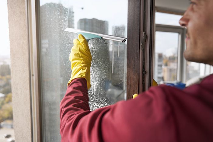 cleaner washing window applying tool with rubber b 2021 12 09 21 53 59 utc 1